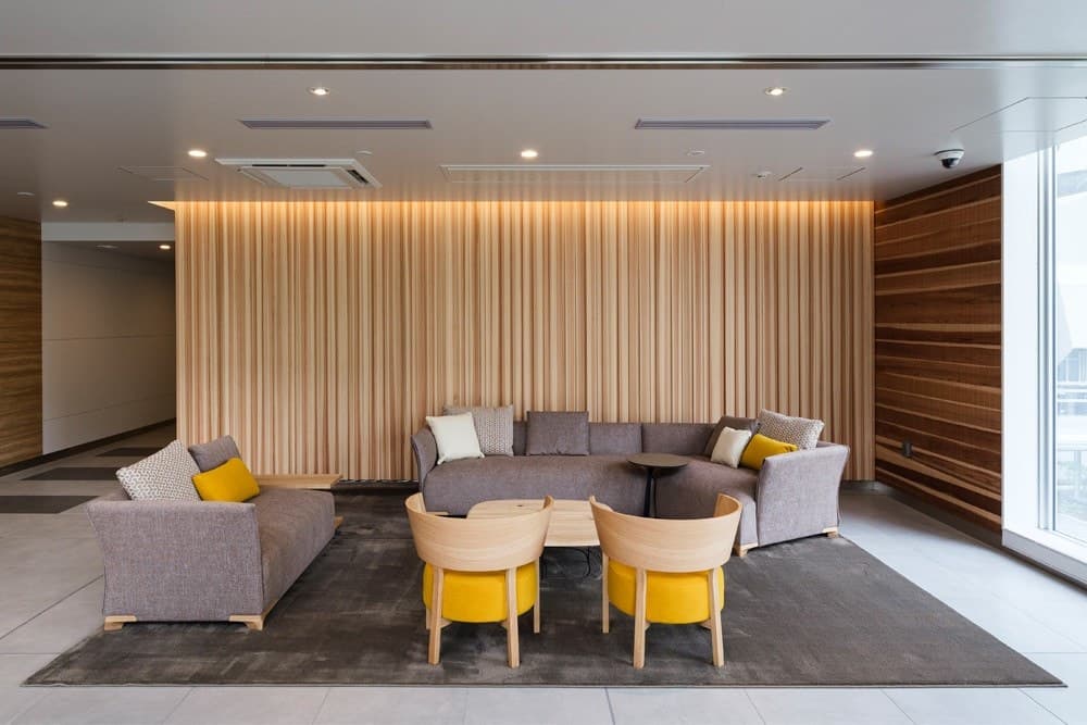 PREMIST TOWER Shin-Sapporo — image 2, Conde House