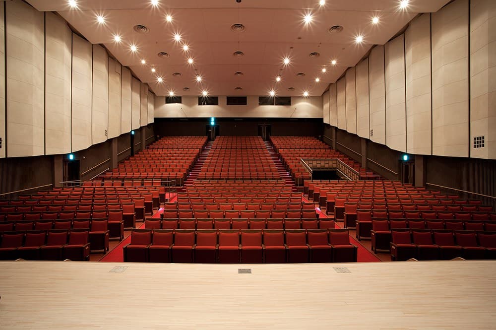 Asahikawa Public Hall — image 1, Conde House