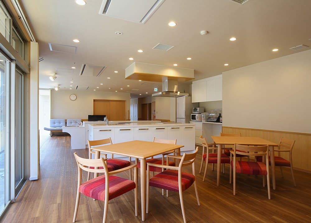 Tenkoukai Kamiuchi — Conde House