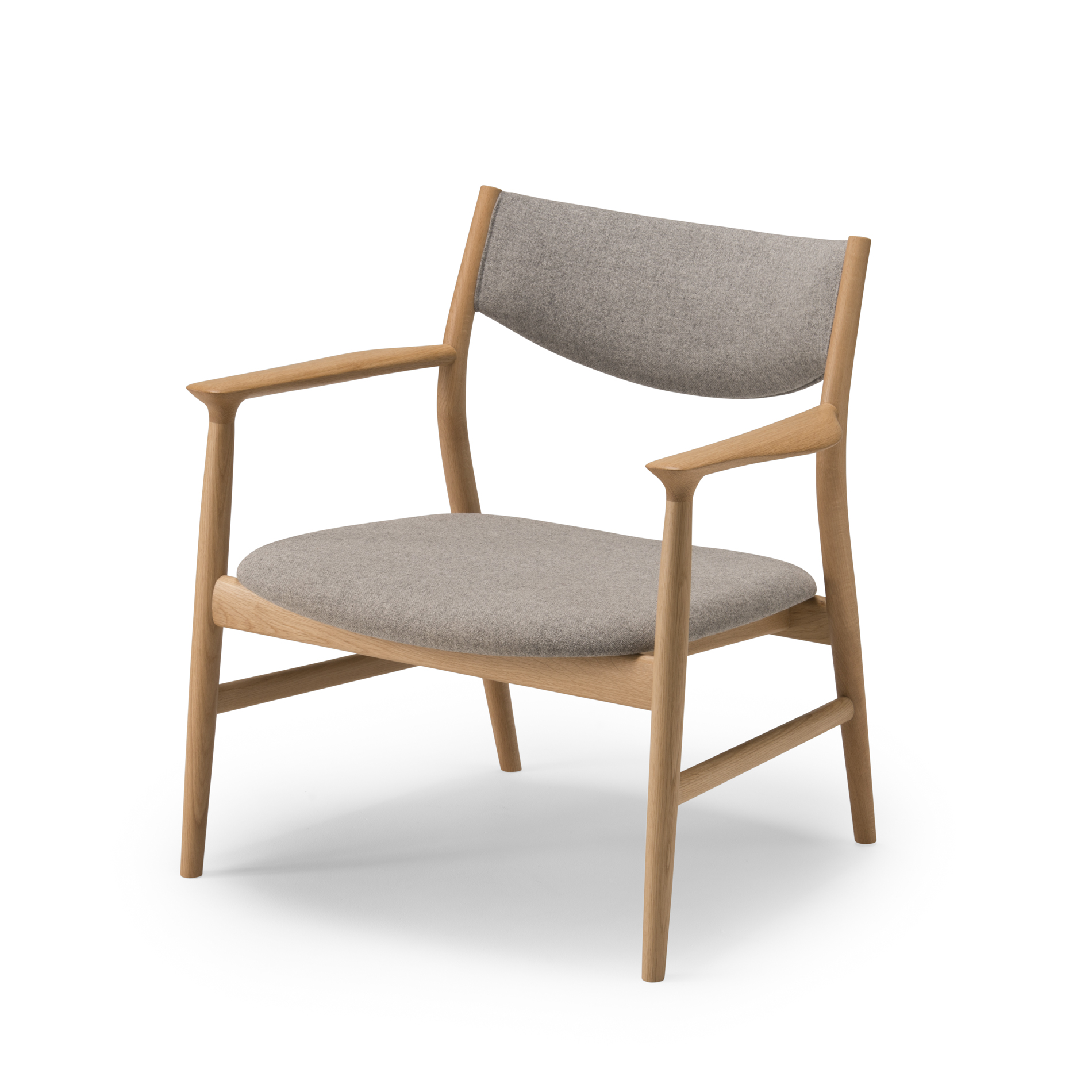Kamuy Lux Easy Chair (Upholstered Back)