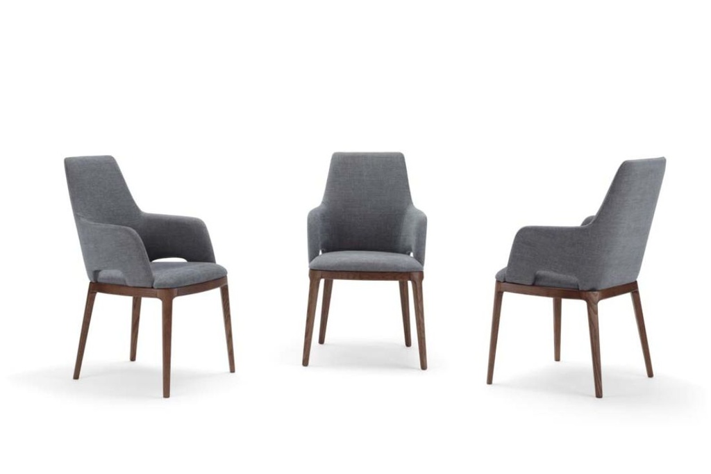 Grace Armchair — View 01