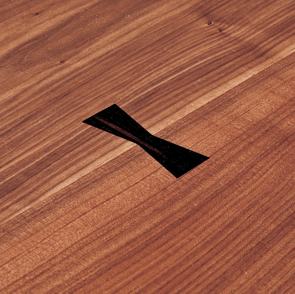 Hakama Solid Wood Table - 10