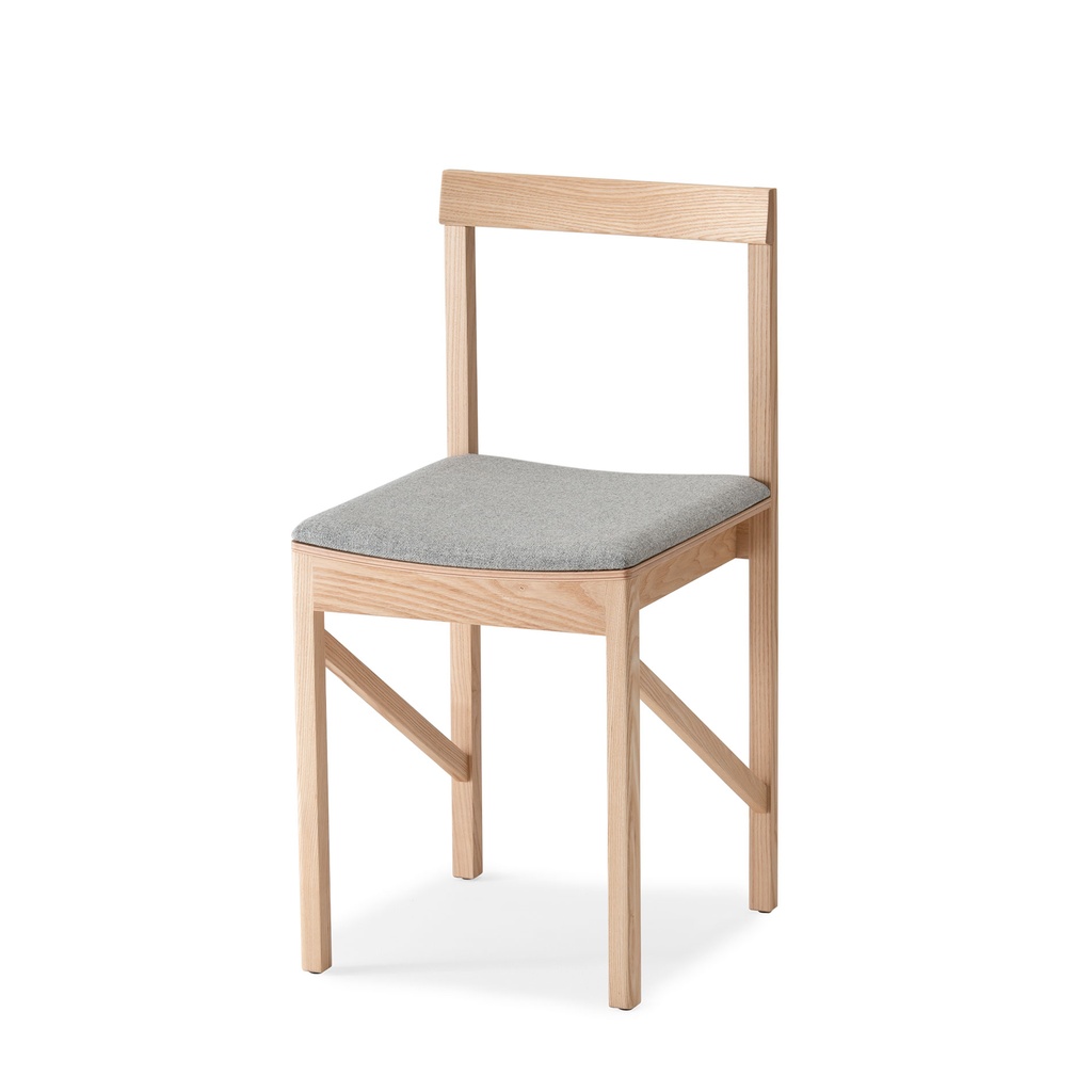 [BNR-16149] Nakka Chair (Upholstered Seat) (CL1)